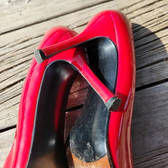 Stuart Weitzman heels - Picture 6 of 10